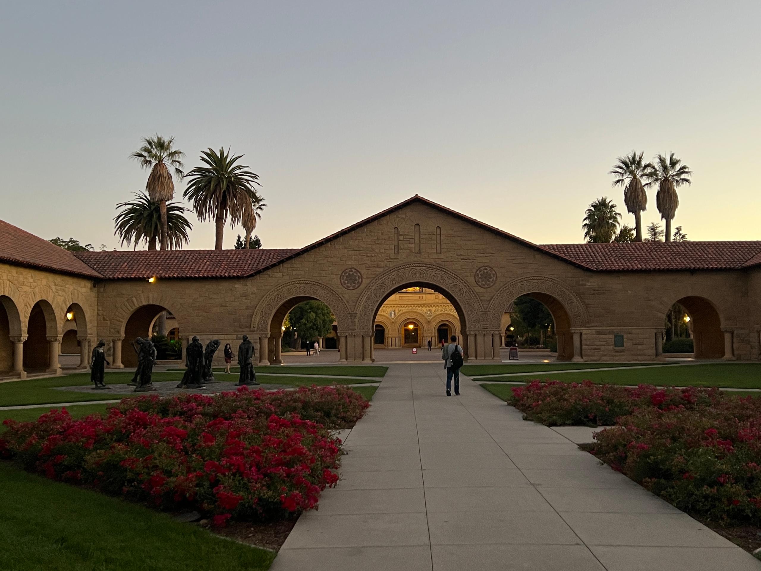 Haupteingang zum Stanford-Campus