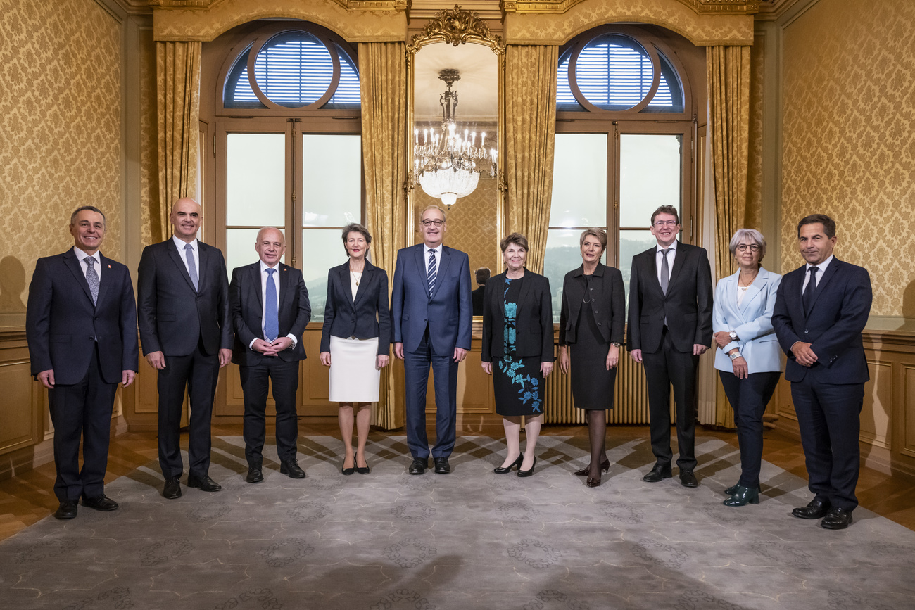 Le Conseil fédéral à 9 le jour de l élection des deux nouveaux membres