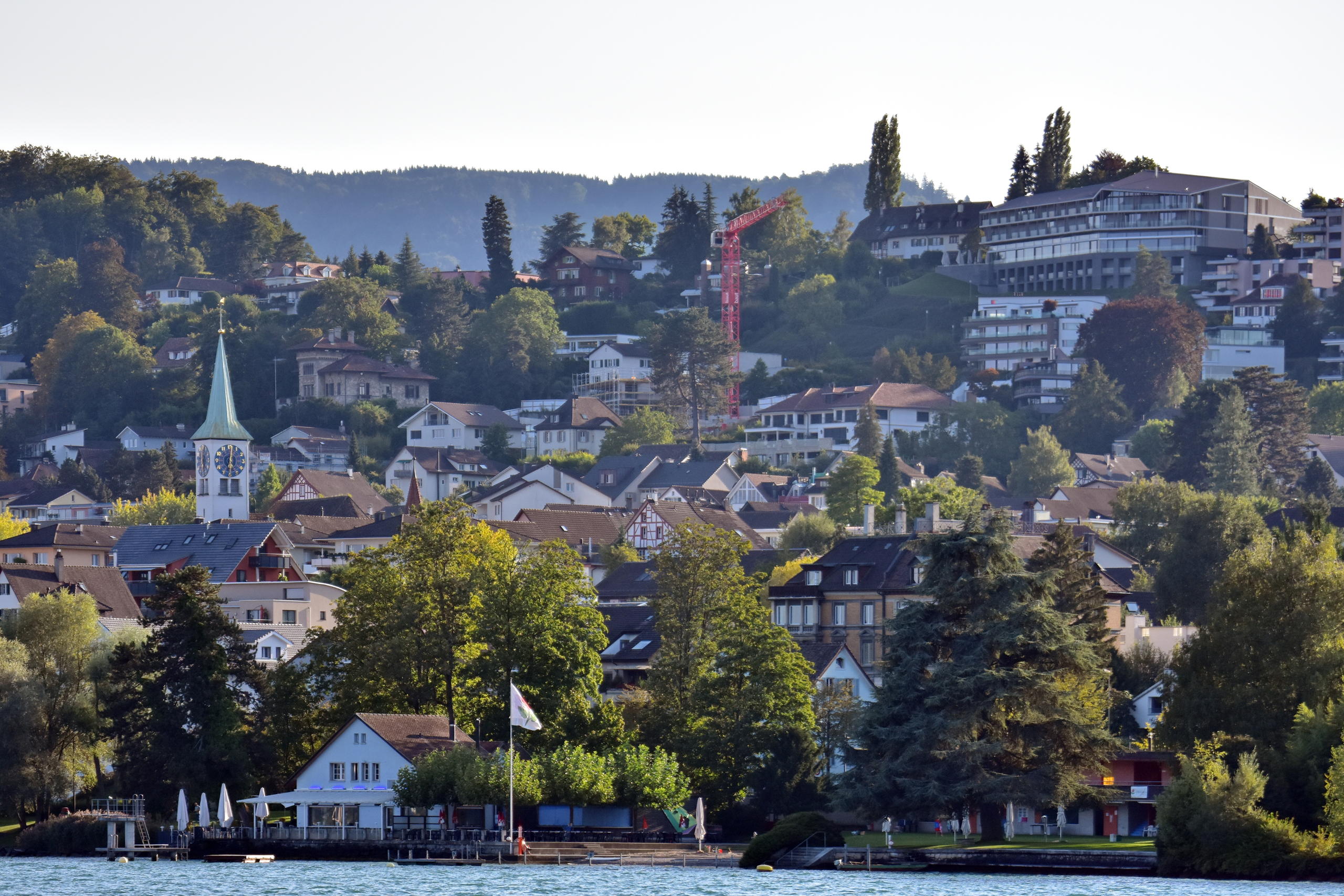 The city of Rüschlikon as seen from Lake Zurich