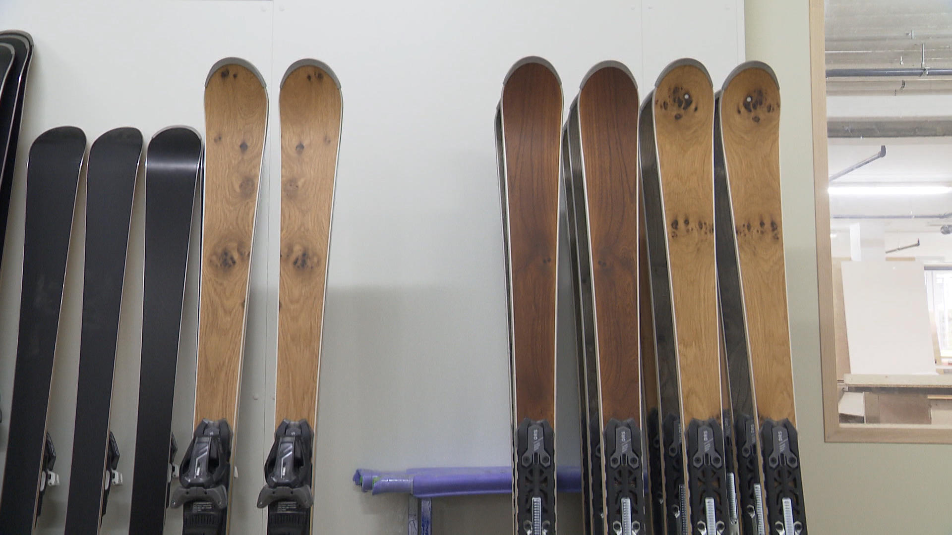 Skis “made in Switzerland