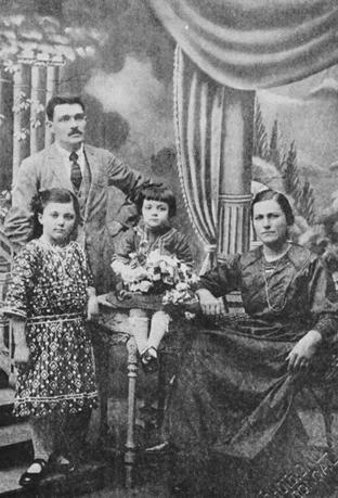 Foto histórica de uma família