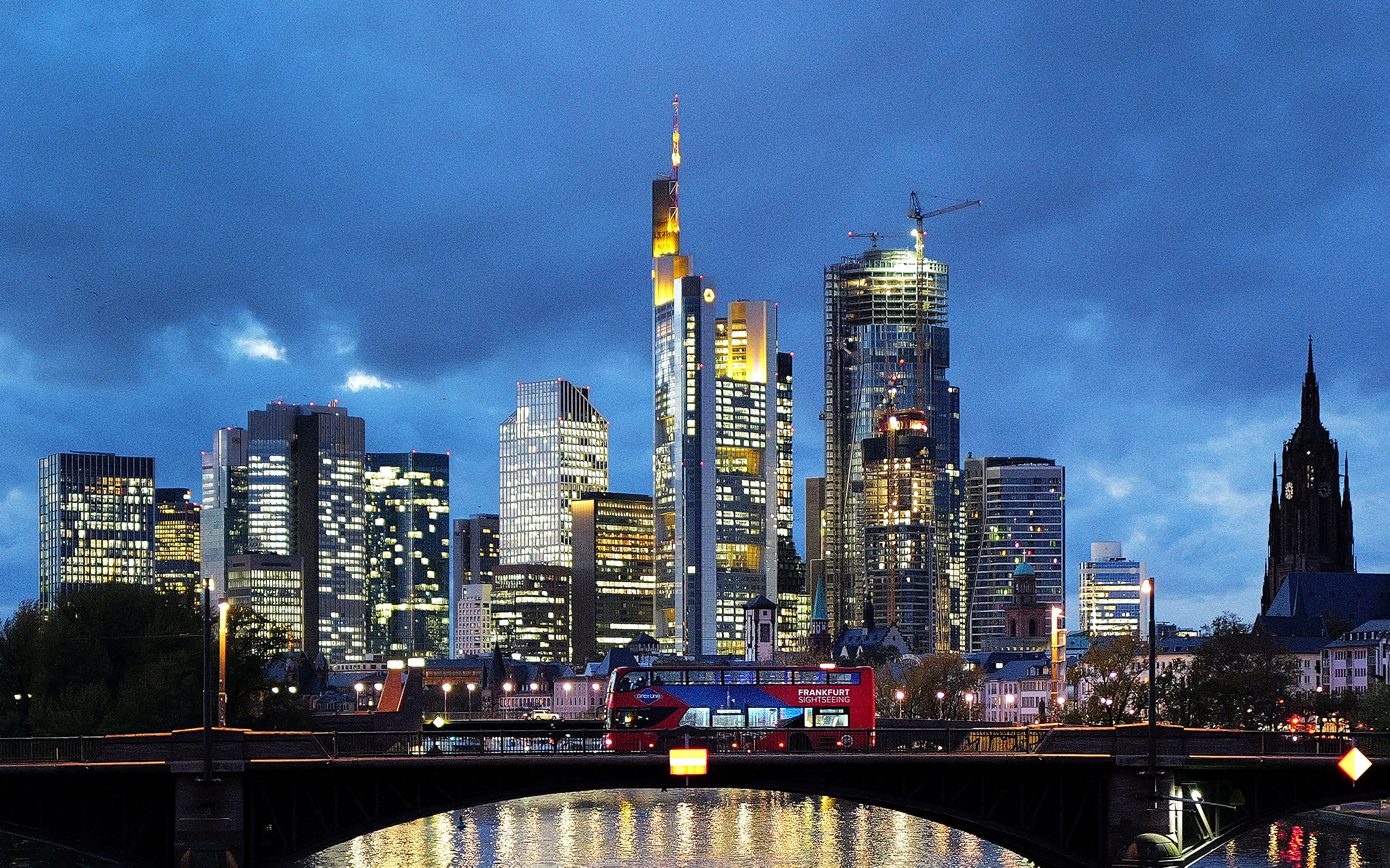 Explainer-European banks and their $1.5 trillion commercial property headache - Vimarsana News