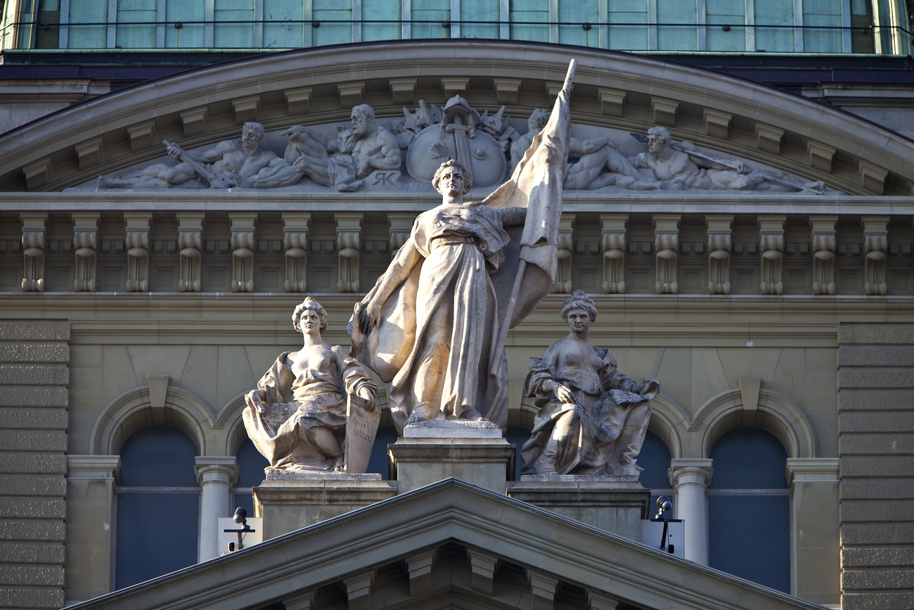 Helvetia-Figur auf dem Bundeshaus
