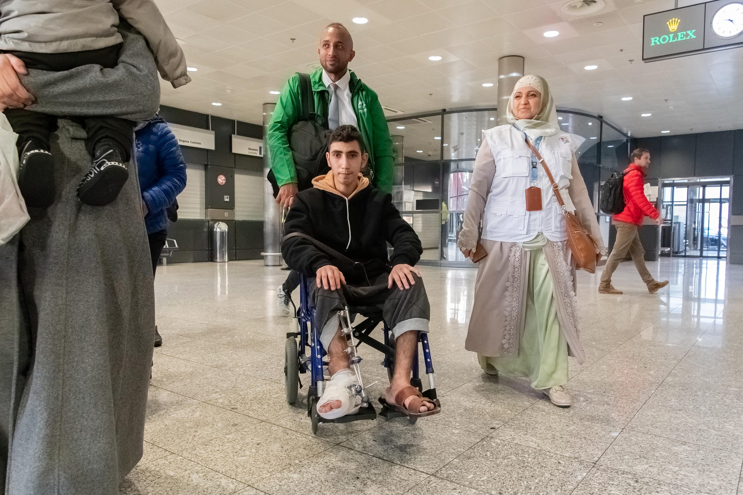 Gaza children arrive to Geneva
