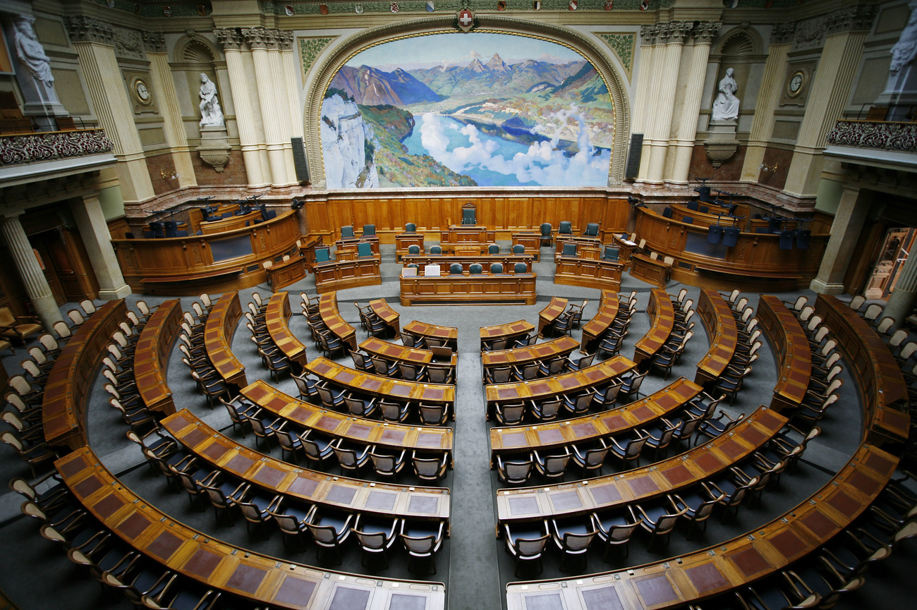 veduta d'insieme della sala del consiglio nazionale svizzero