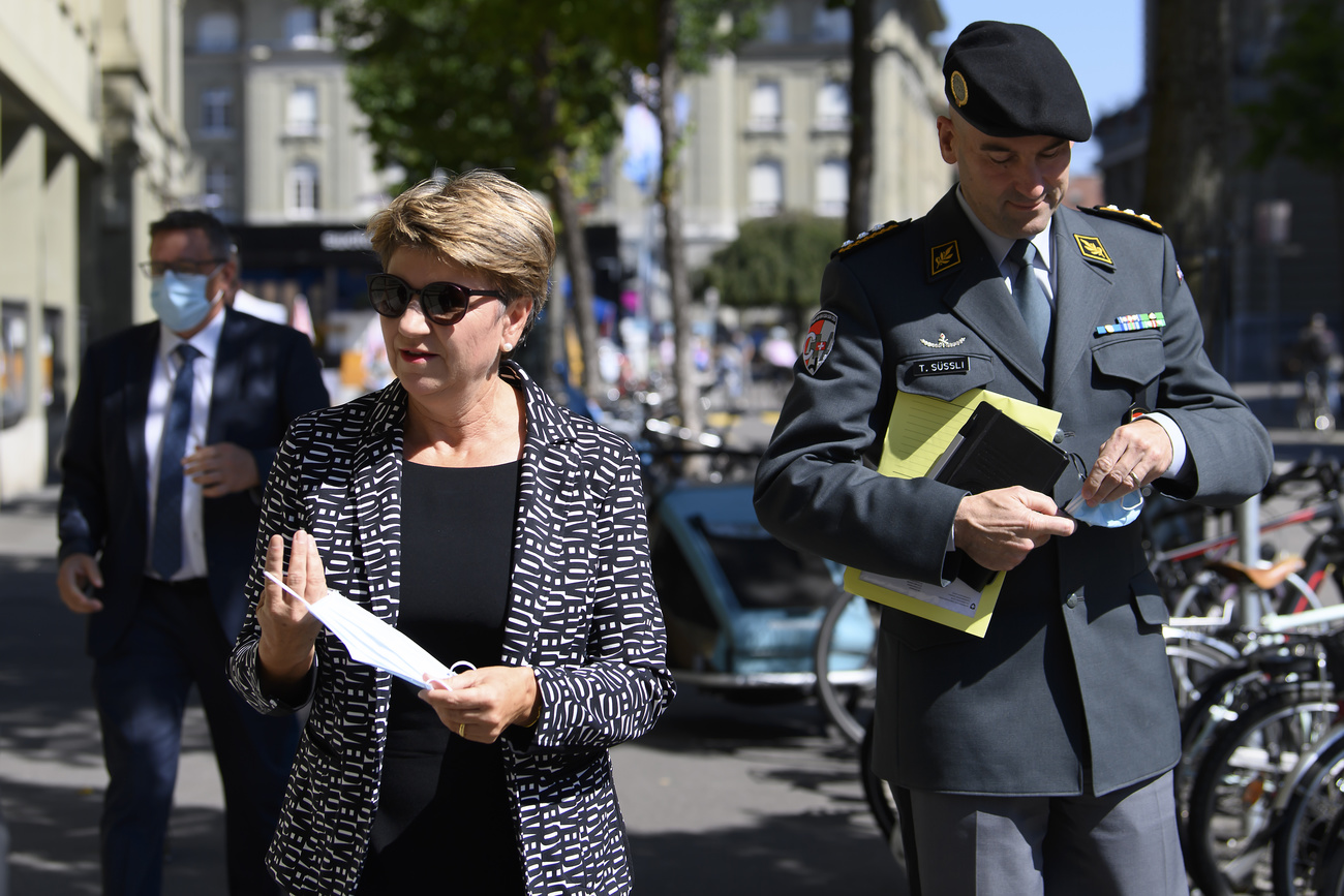 Viola Amherd e Thomas Suessli