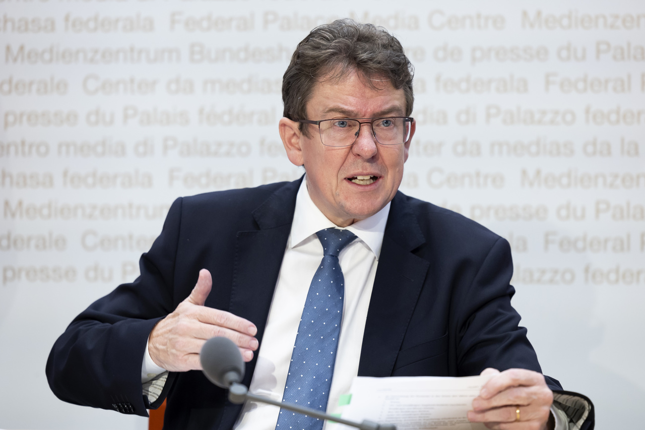 Swiss environment minister rejects criticism of wolf culling - SWI ...