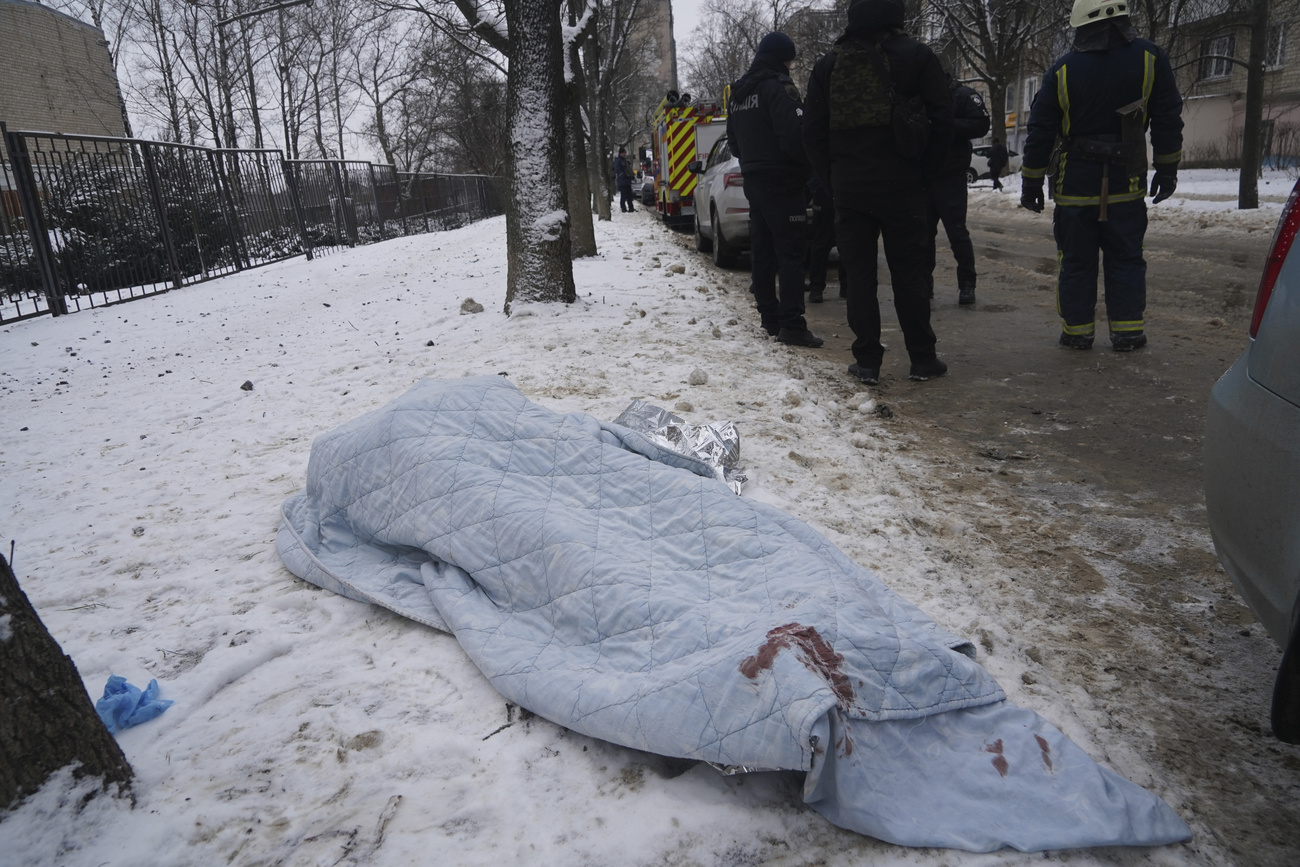 corpo sotto una coperta