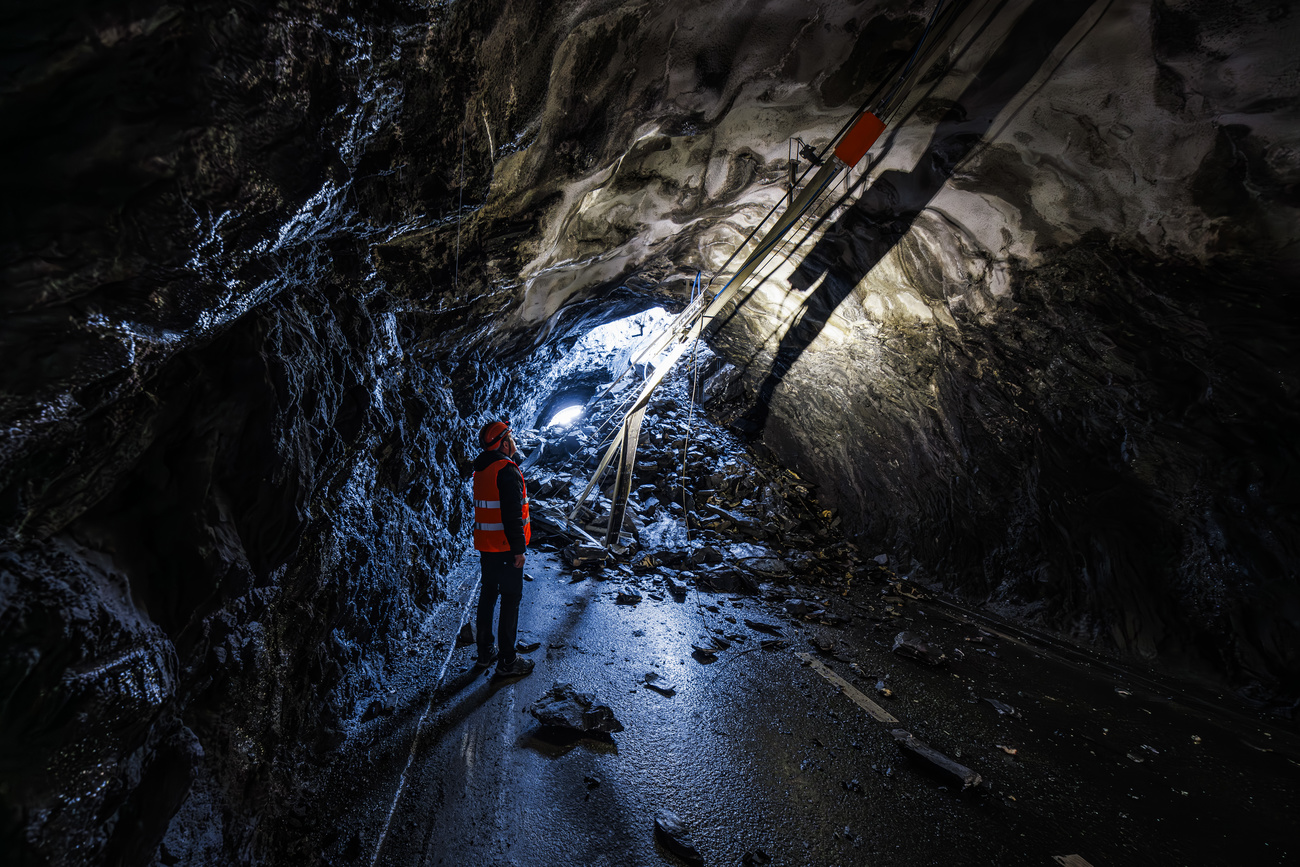effondrement d un tunnel en Valais