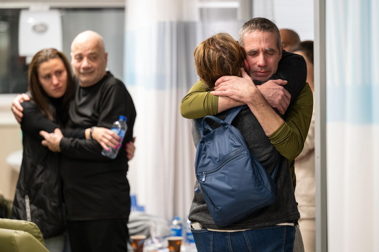 Israeli hostages rescued in Gaza reunite with families