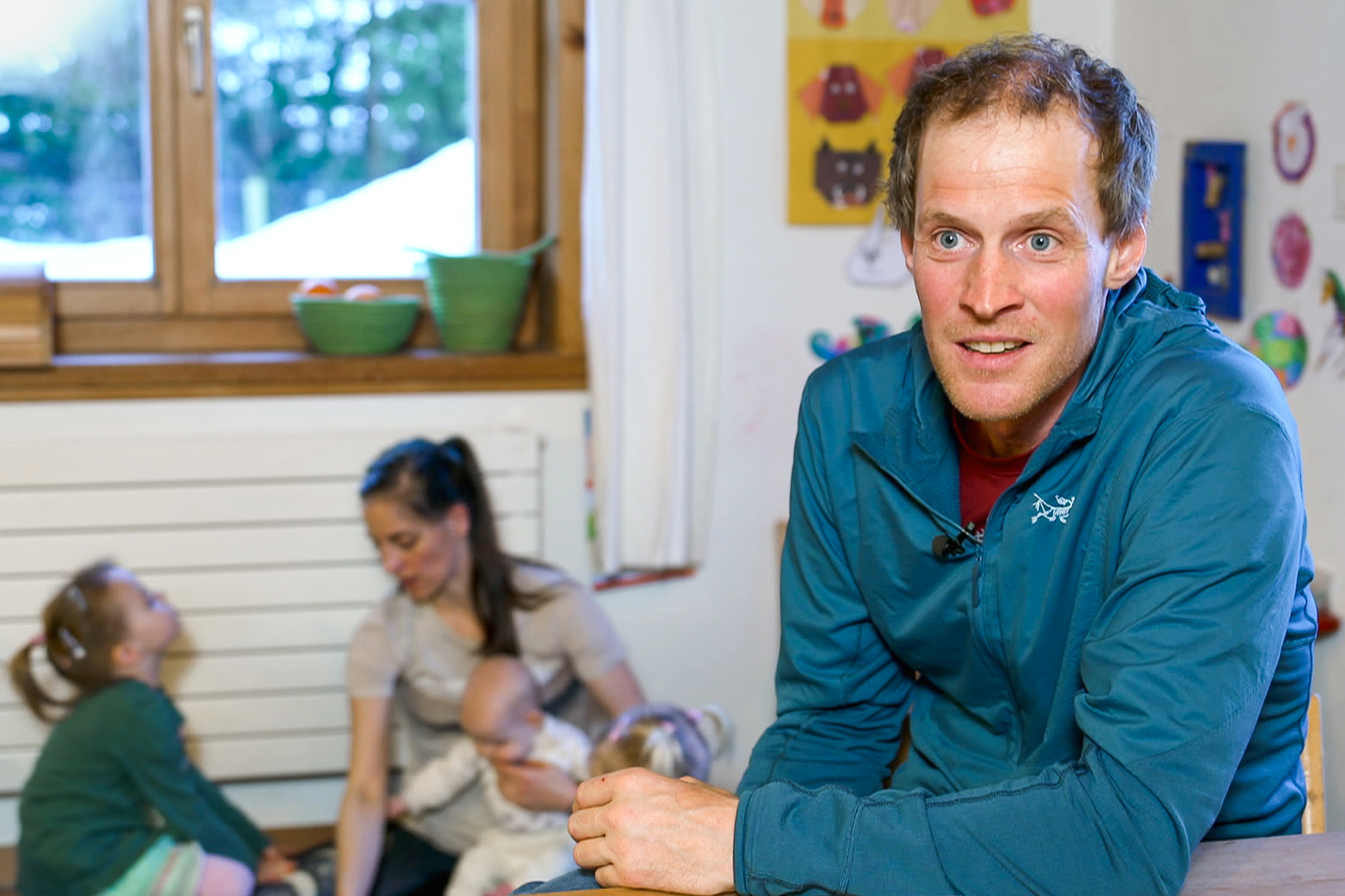 2024年2月6日,Marcel Schenk在接受瑞士德语电视台本土新闻"Schweiz Aktuell"的采访。