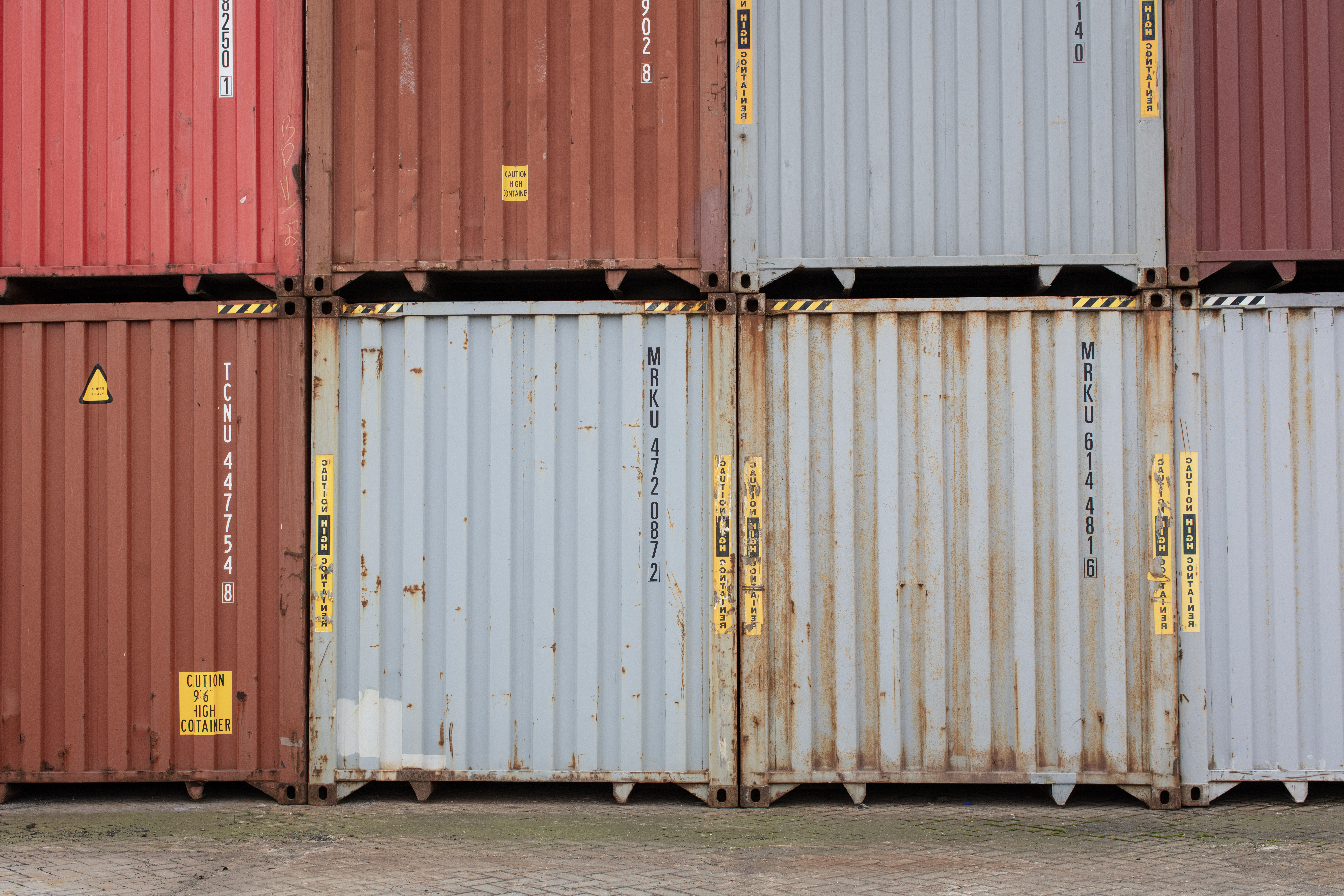 去年，约有12万个集装箱抵达克莱因胡宁根港。
