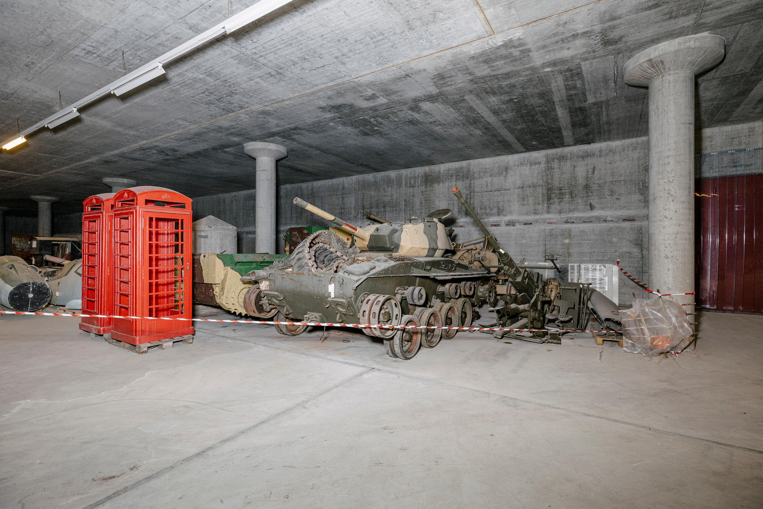 Panzer in einem Untergeschoss
