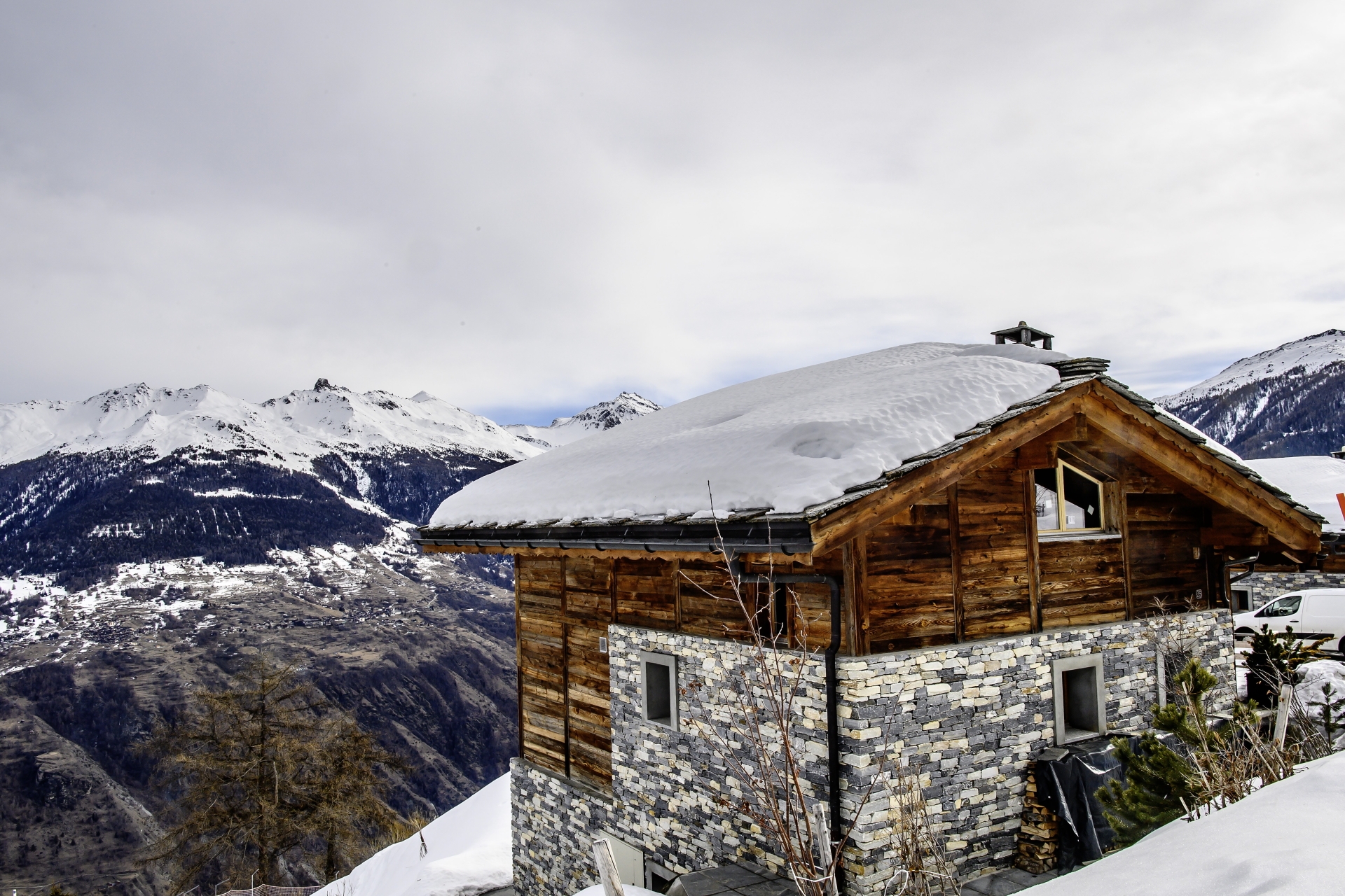 La foto che mostra come la regione immportalata sia davvero la Val d Hérens...