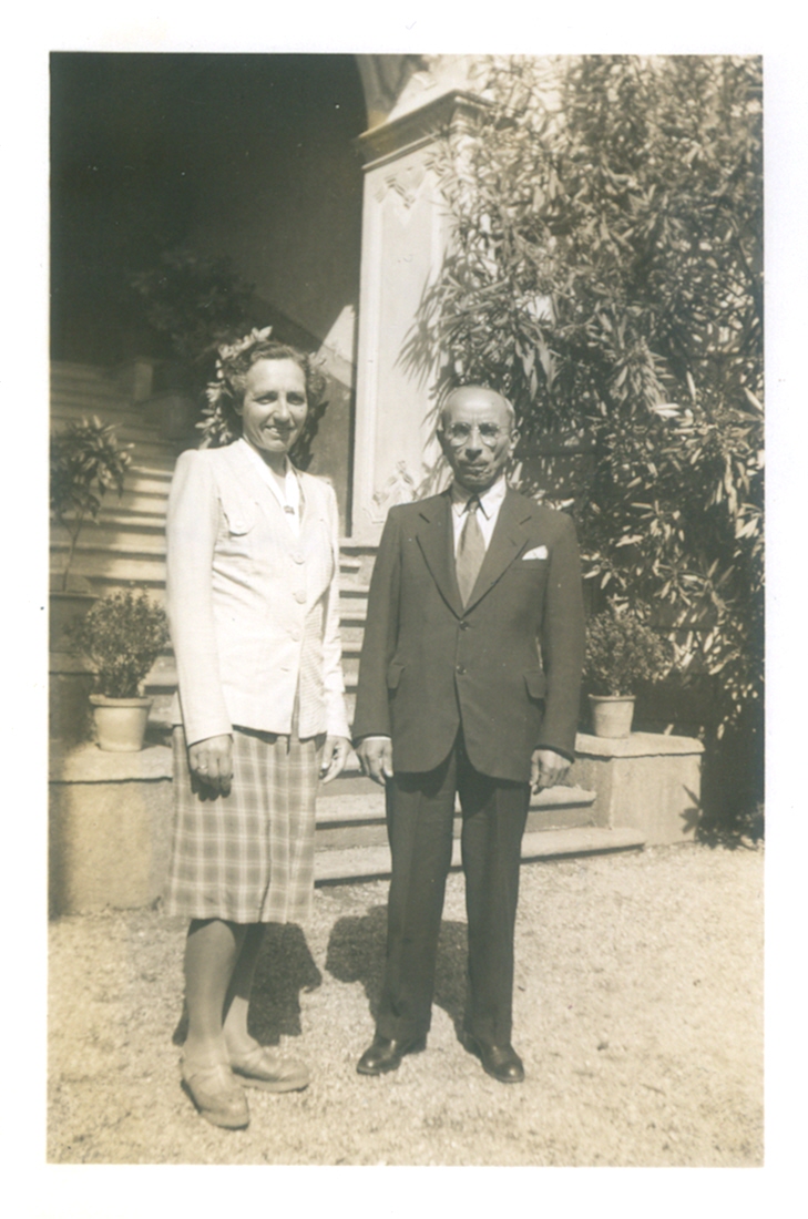 Ugo e Pia Colonna, la cui figlia Elena racconta oggi la loro storia, nella casa di Montagnola nel 1944/45.
