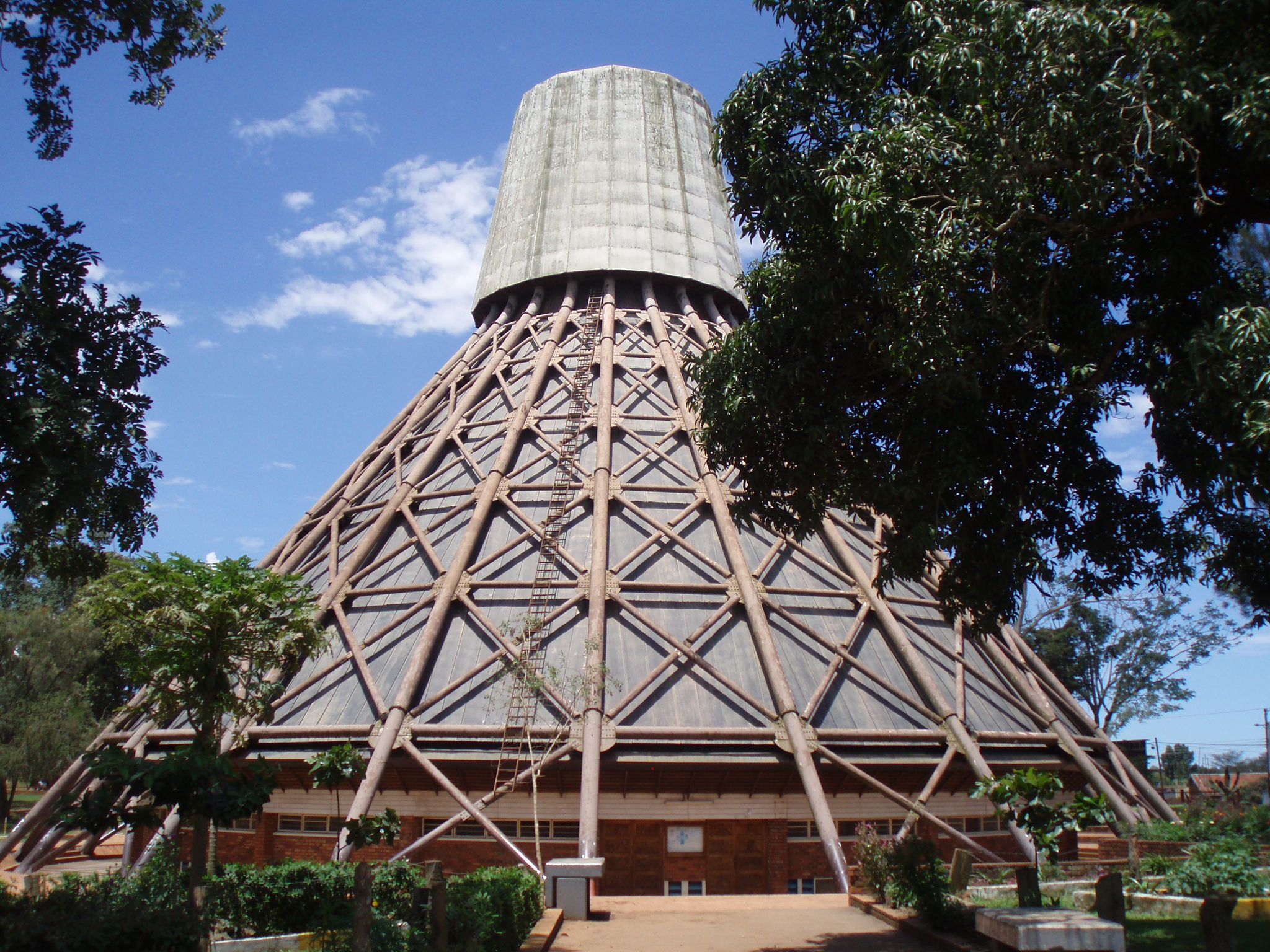 chiesa di pellegrinaggio in uganda