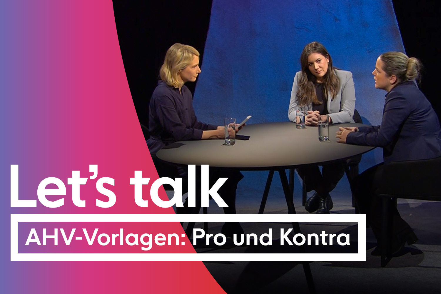 Diskussionsrunde mit drei Frauen