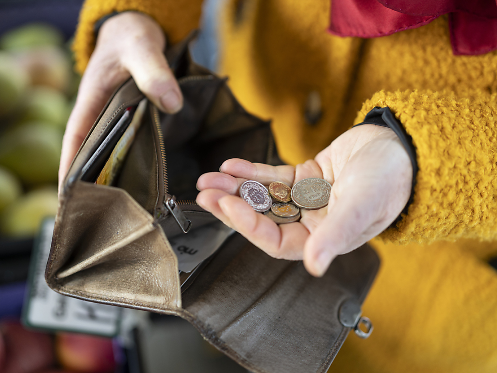 13. AHV-Rente wird laut Hochrechnung mit 58 Prozent angenommen - SWI ...