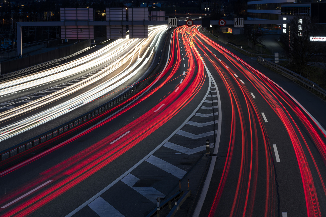 Luci del traffico sulle tratte A1 e A6.