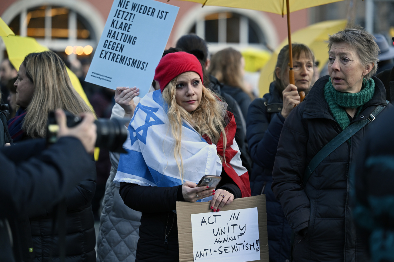 Manifestation contre des actes antisémites