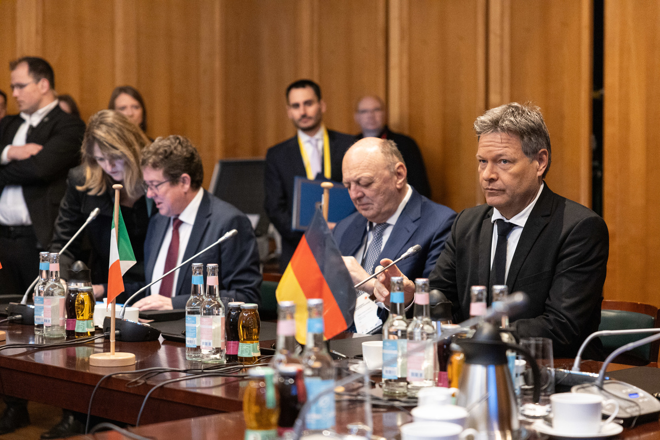 Rösti signed the gas solidarity agreement along with German Vice-Chancellor Robert Habeck and Italy’s Environment and Energy Minister Gilberto Pichetto Fratin.