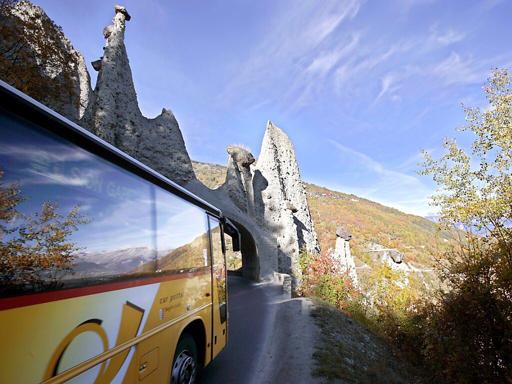 Jamais CarPostal n'a transporté autant de voyageurs - SWI swissinfo.ch
