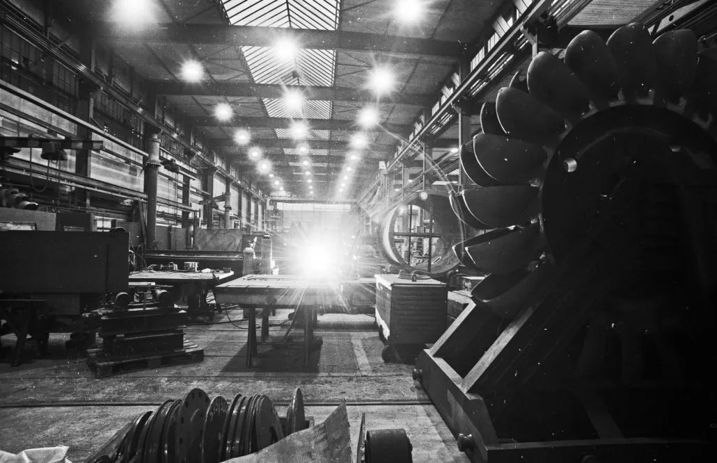Bell-Escher Wyss機械工廠的大廳，1994年克林斯