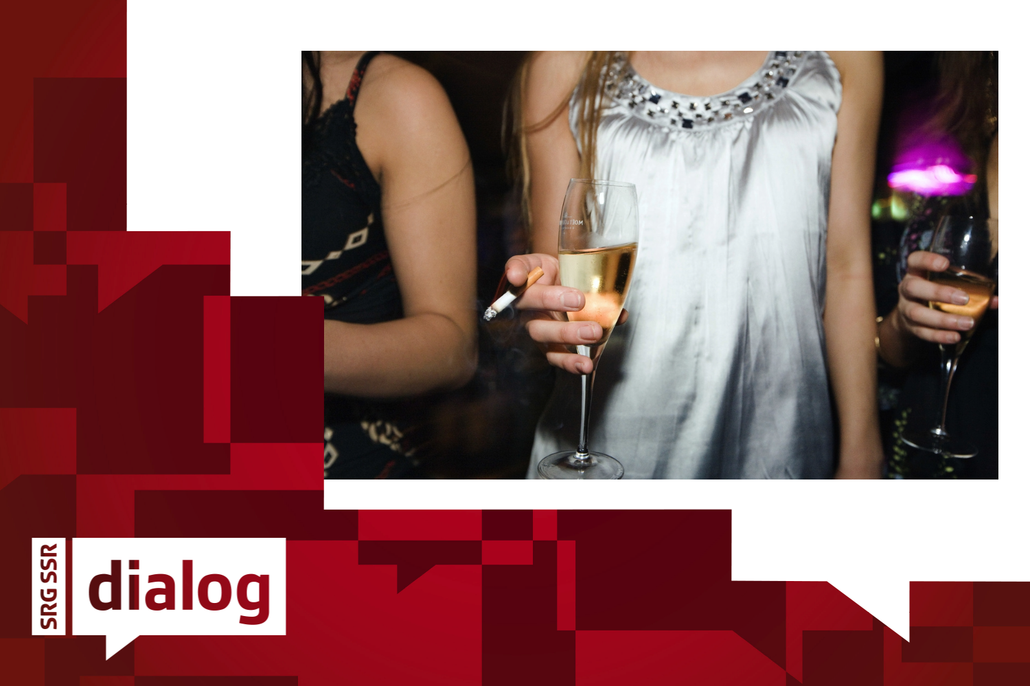Eine Frau haelt am 3. Juni 2008 im Nachtklub St. Germain in Zuerich, Schweiz, ein Glas Champagner und eine Zigarette in der Hand.