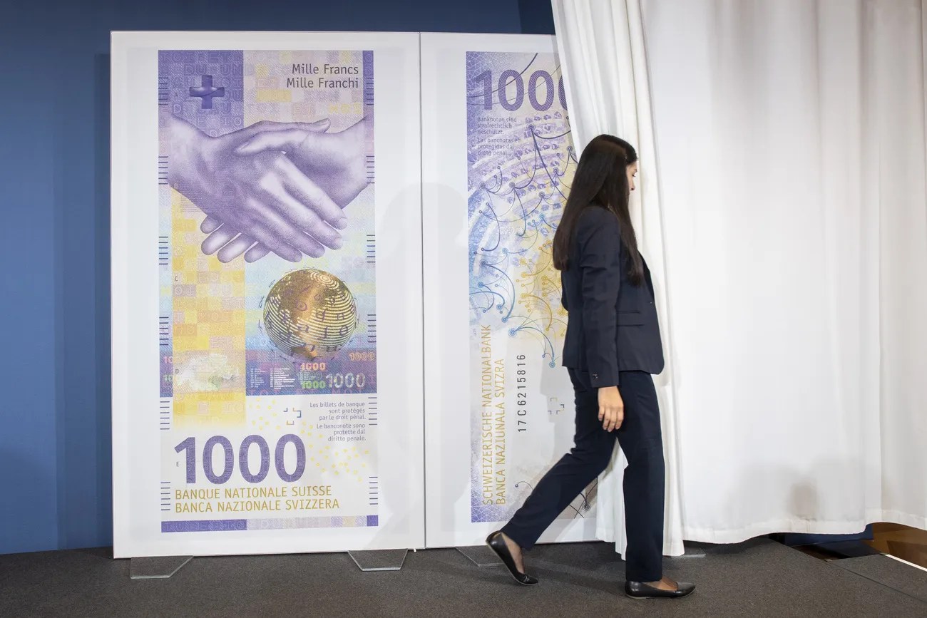 新版面額為1000瑞士法郎的紙幣於2019年正式流通。