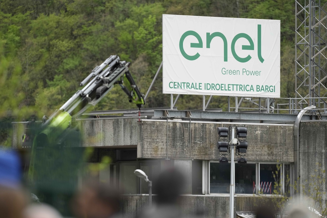 esplosione nella centrale idroelettrica Enel vicino a Bologna