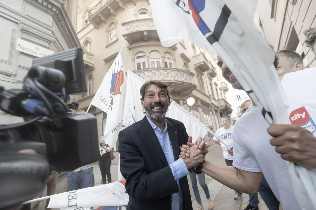 La gioia di Michele Foletti dopo la riconferma a sindaco di Lugano.
