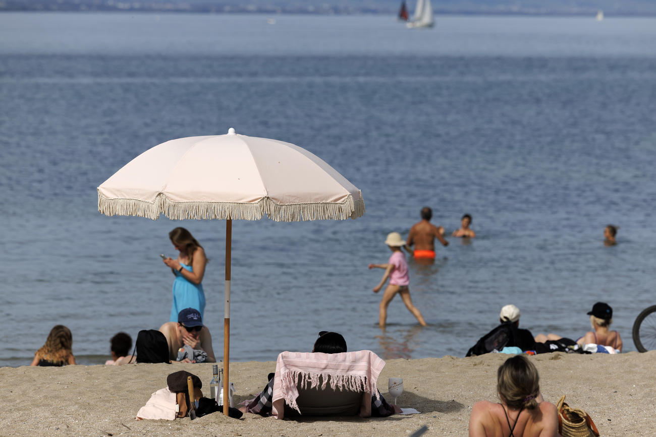 People on Lake Geneva beach