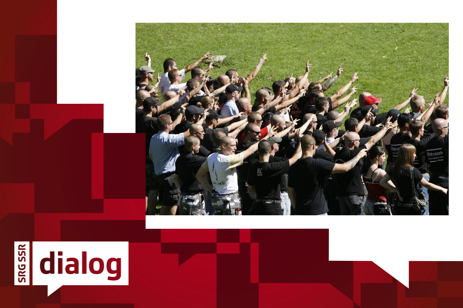 Rund 300 Rechtsextreme feiern am Sonntagnachmittag, 3. August 2008 einen verspaeteten Nationalfeiertag auf dem Ruetli. Die Urner Kantonspolizei hat das Geschehen verfolgt und nicht einschreiten muessen, teilte die Polizei mit.