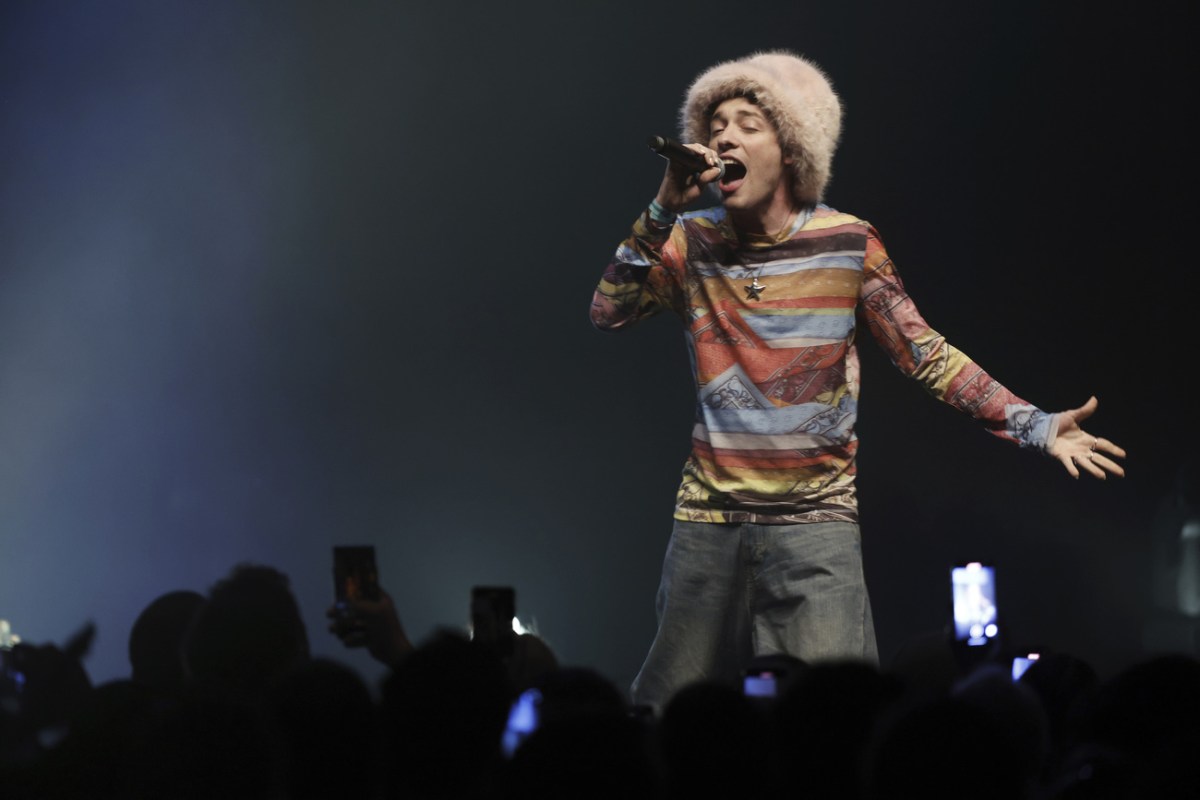 Can Swiss rapper Nemo crack the Eurovision code? - SWI swissinfo.ch
