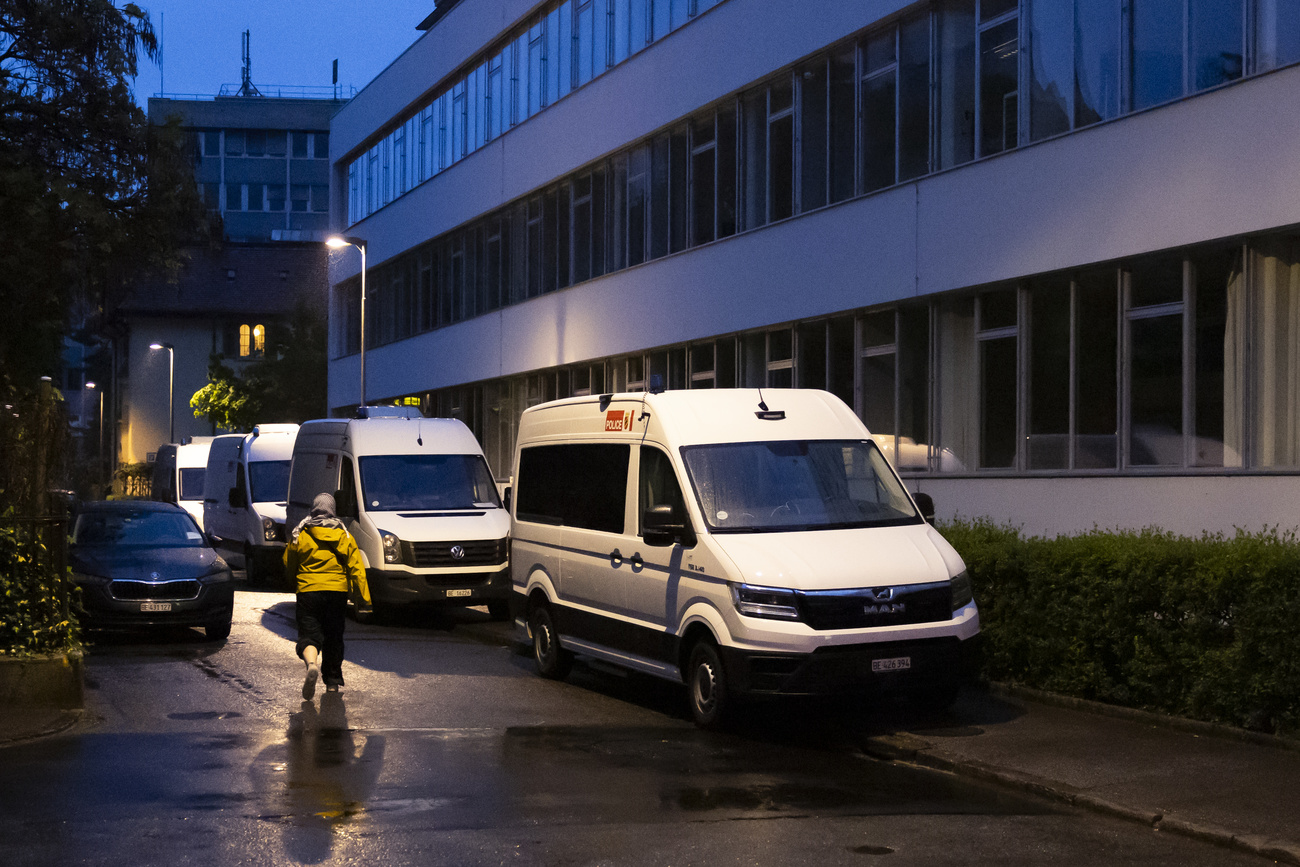 Swiss police remove protestors from University of Bern.