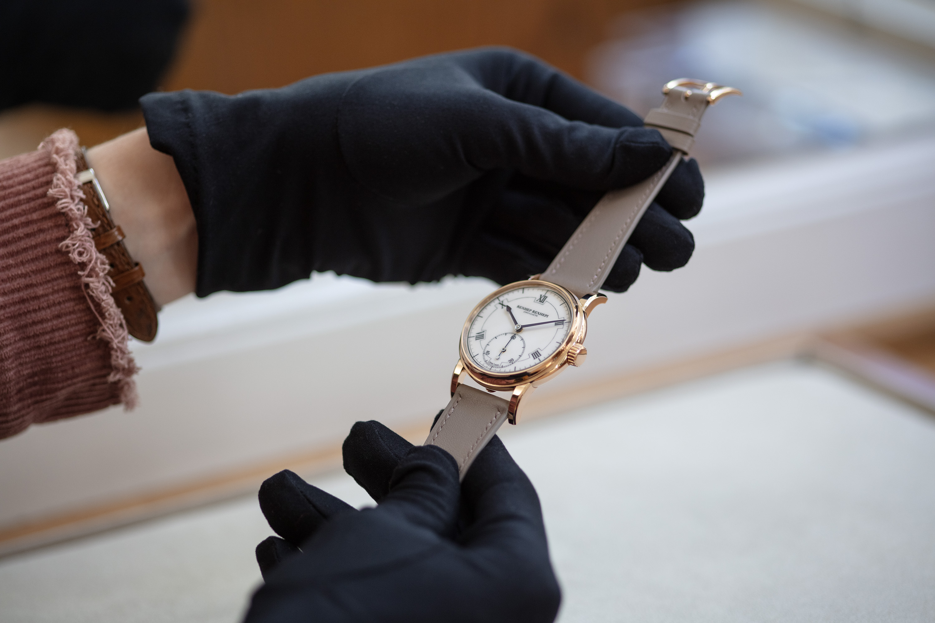 2018年，Rexhep Rexhepi製作的首款「當代天文台錶」(Chronomètre contemporain)榮獲日內瓦製錶大獎賽男士腕錶獎。