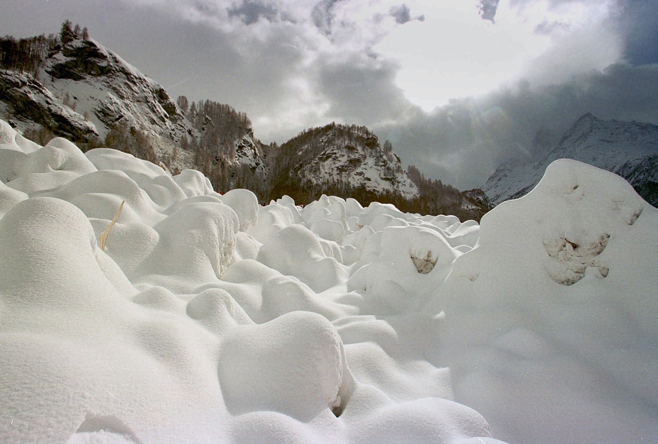 Swiss avalanche deaths slightly higher than average