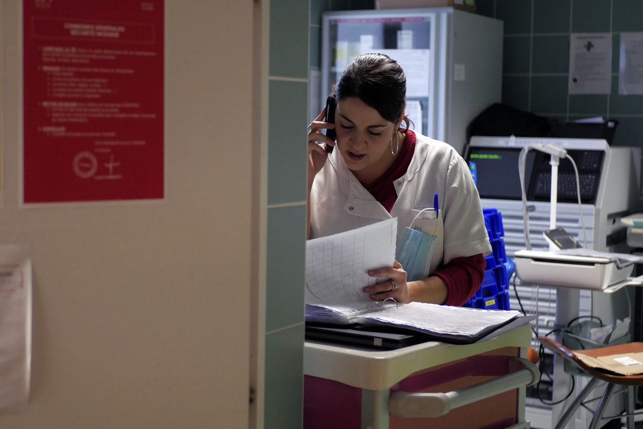 Une travailleuse dans un hôpital