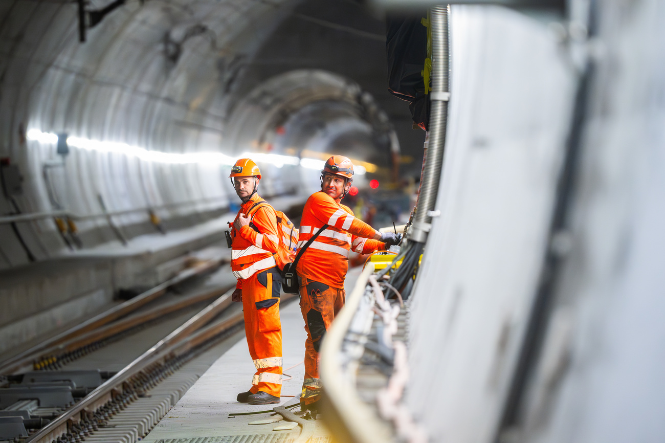 Workers in the Gotthard road tunnel