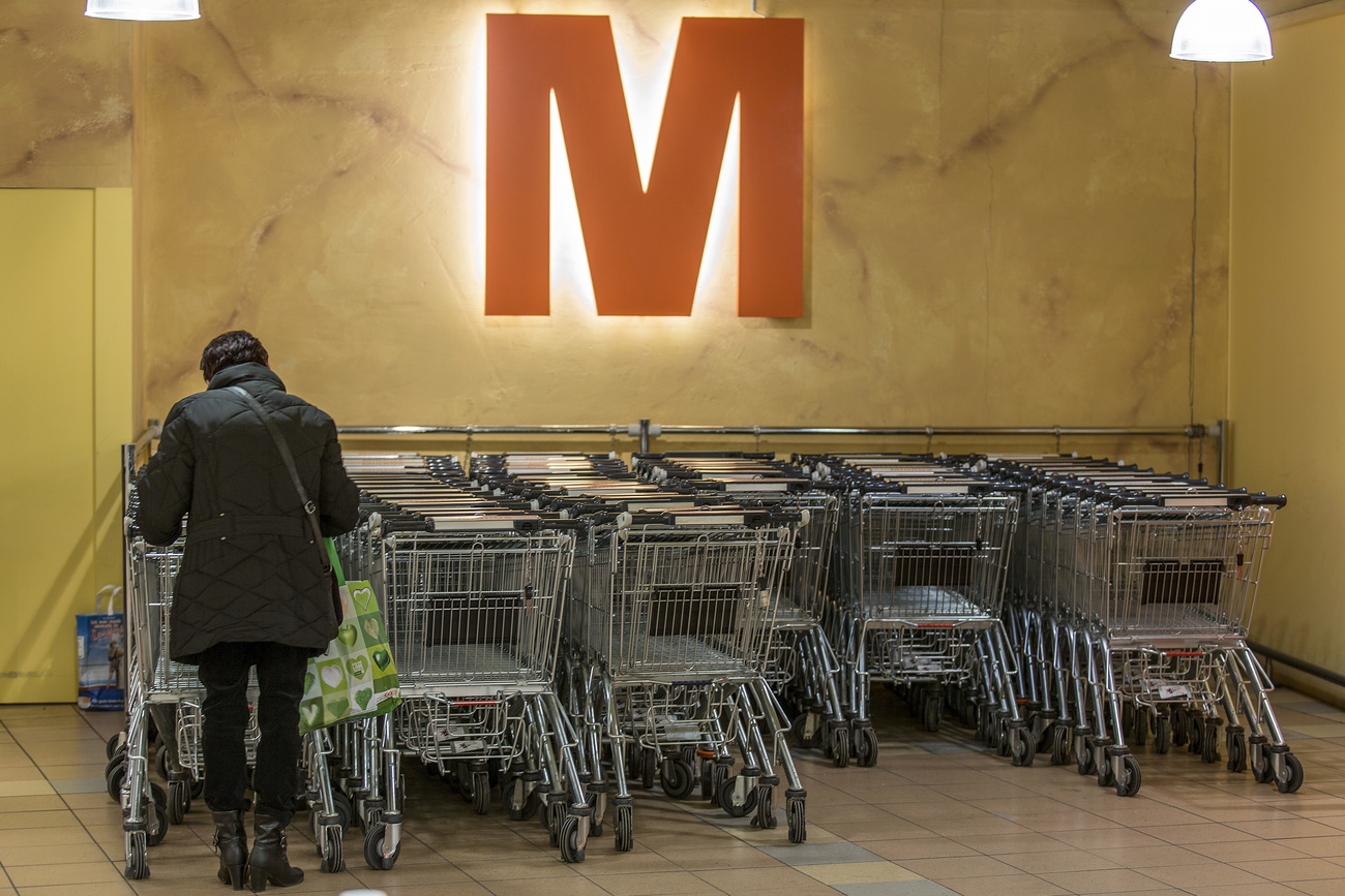 Компания Migros Supermarkt AG сократит в рамках корпоративной реорганизации полторы сотни рабочих мест.