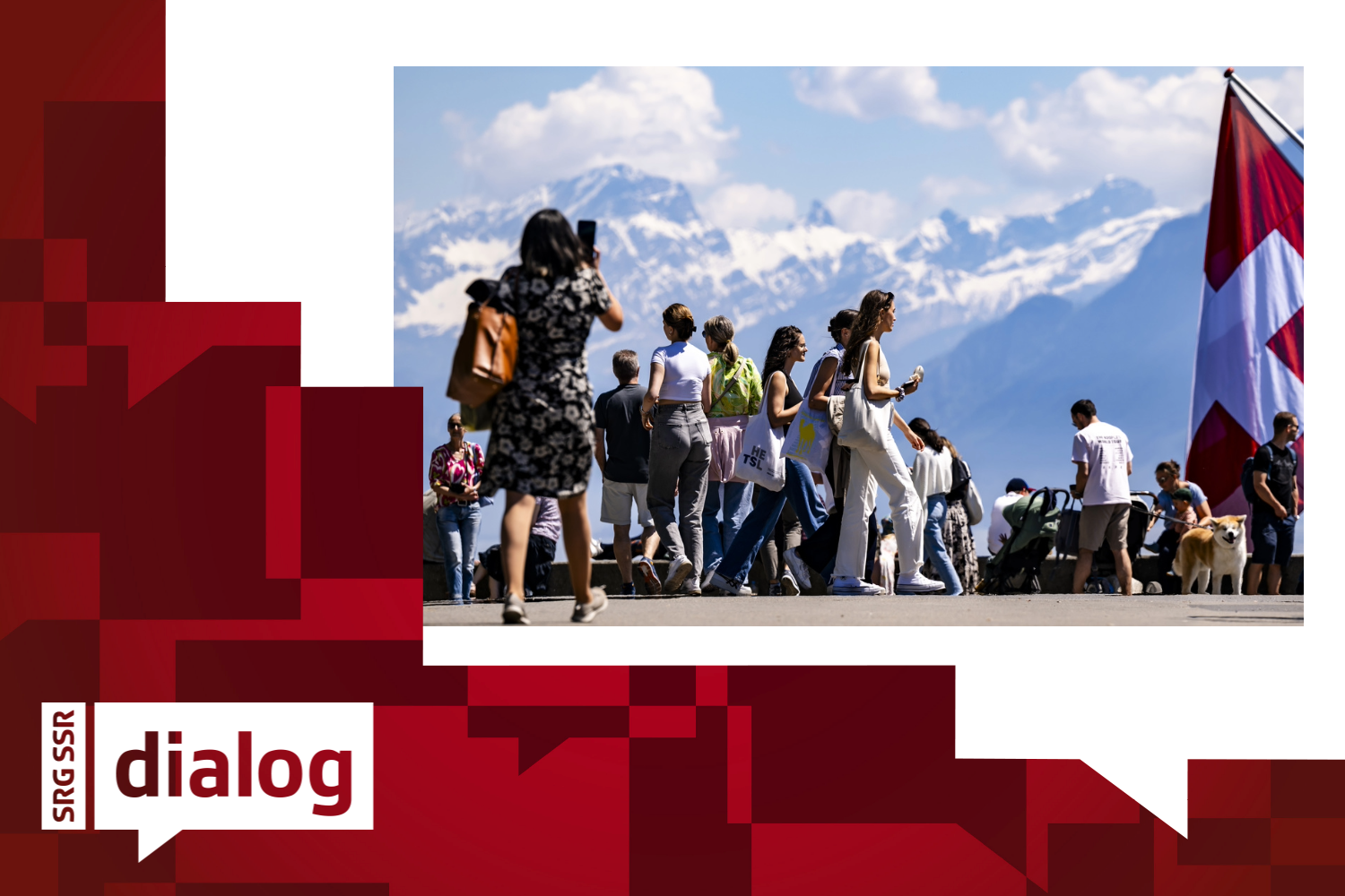 Menschen genießen die Sonne und das schöne Wetter, während sie am Himmelfahrtswochenende am Samstag, den 11. Mai 2024 in Lausanne am Ufer des Leman entlang der Quais von Ouchy spazieren gehen. (KEYSTONE/Jean-Christophe Bott)