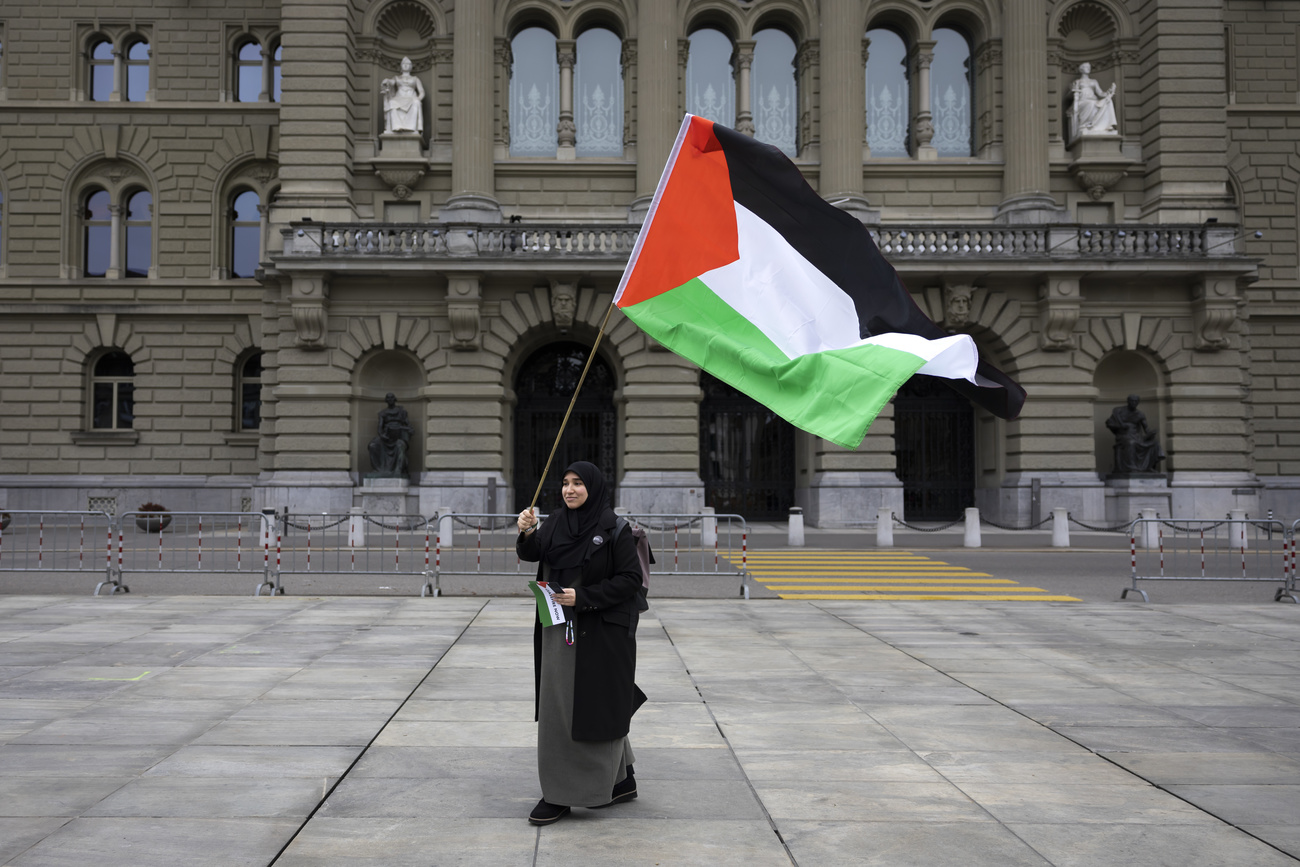 الحكومة الفدرالية ترى أن الوقت غير مناسب للاعتراف بفلسطين كدولة.