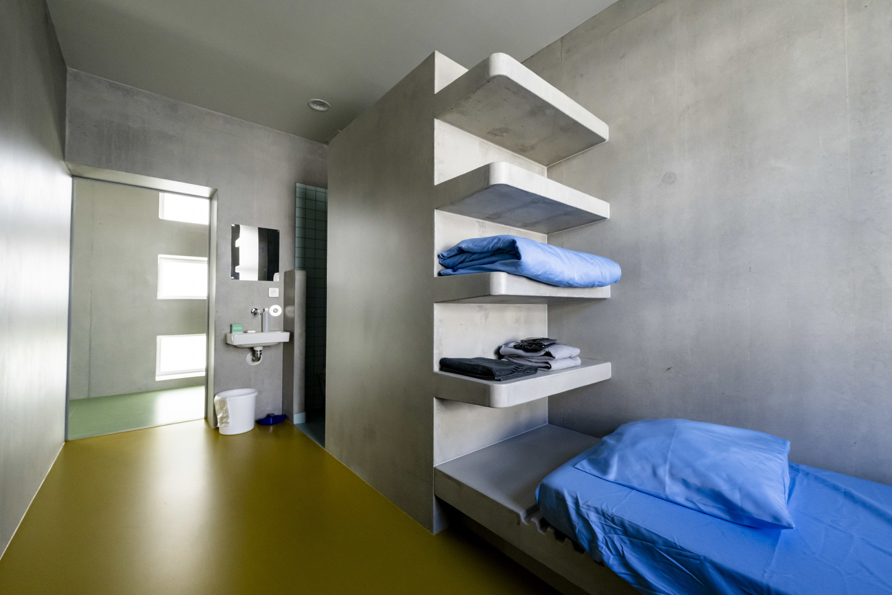 interno di una cella carceraria svizzera