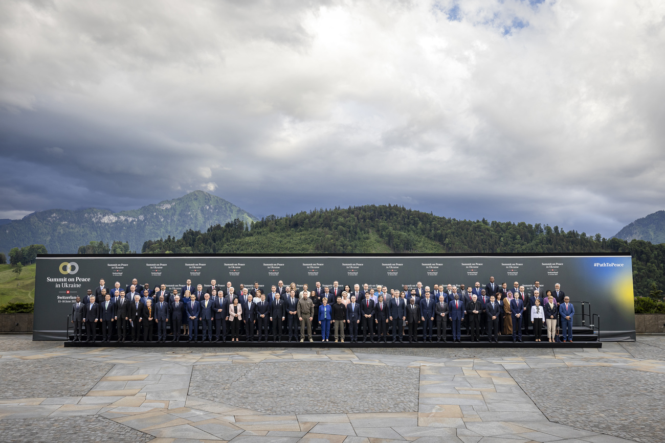Gruppenbild von der Ukraine-Friedenskonferenz
