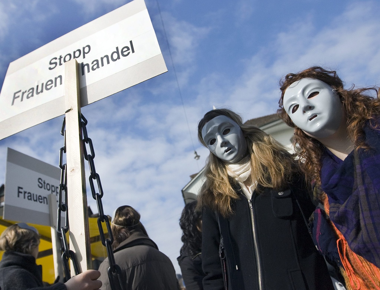 Manifestazione contro la tratta delle donne.