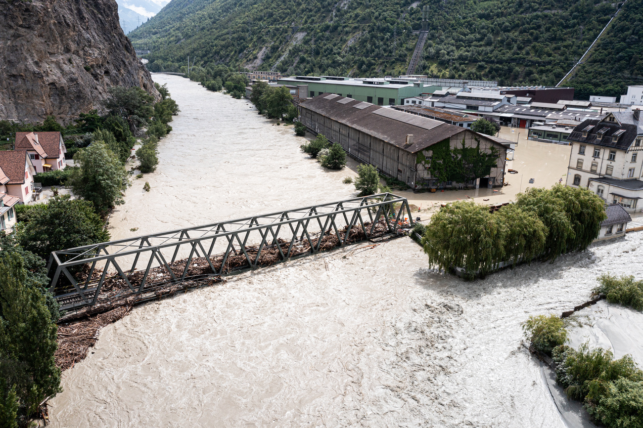 Il Rodano in piena