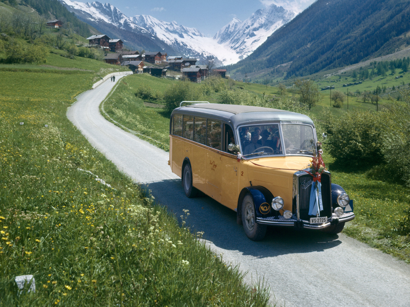 Carpostal CarPostal fête les 100 ans de son klaxon emblématique - SWI swissinfo.ch