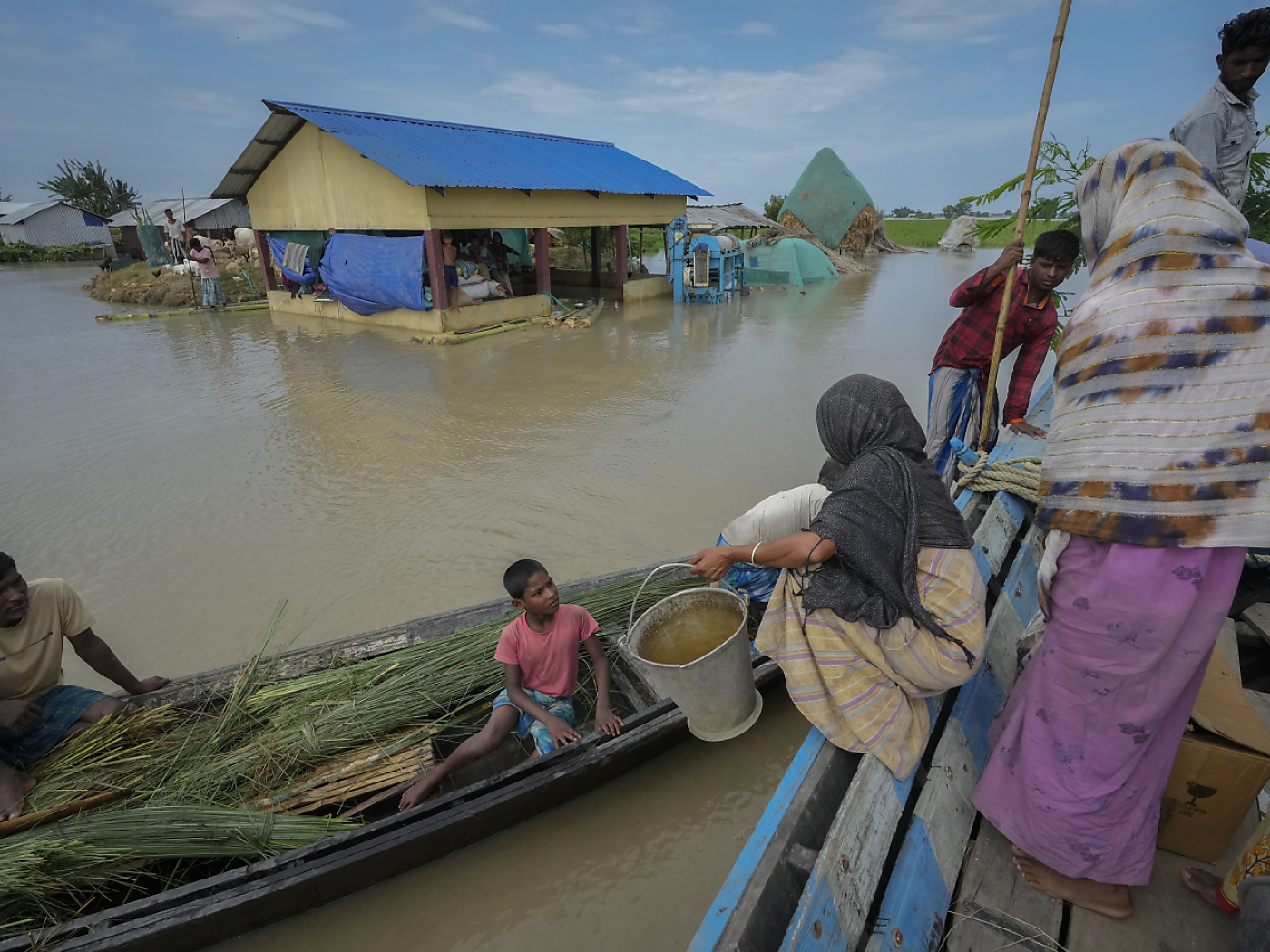 Des inondations font neuf morts en Inde et au Bangladesh - SWI swissinfo.ch
