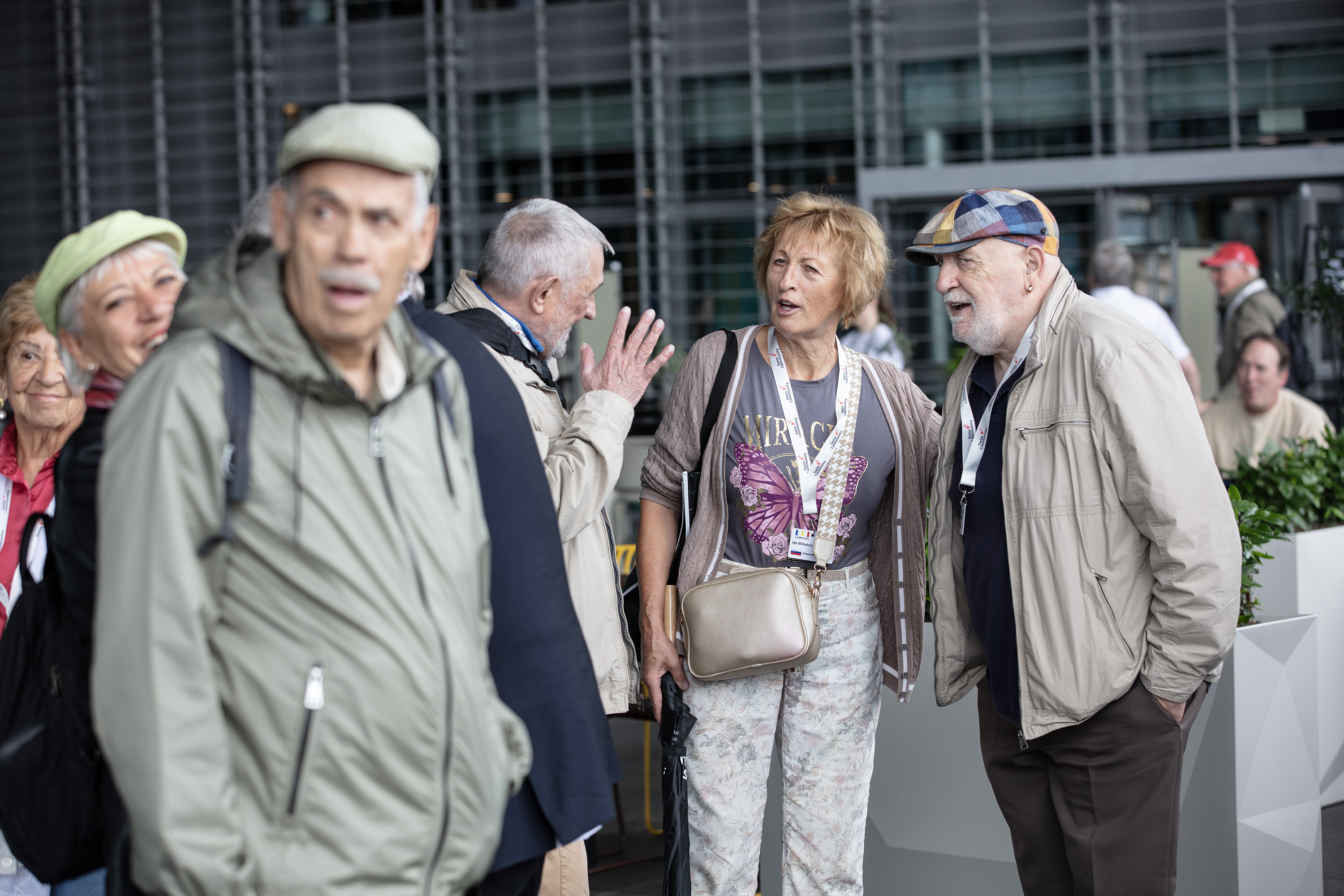 After the 100th edition of the Congress of the Swiss Abroad, the participants meet in front of the KKL for a boat trip to Brunnen.