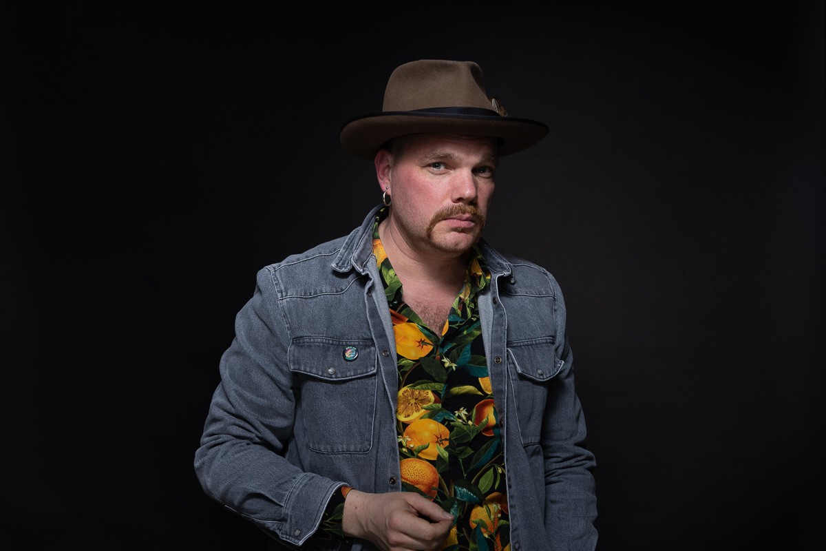 Johannes Binotto trägt selbst Cowboy-Hut.